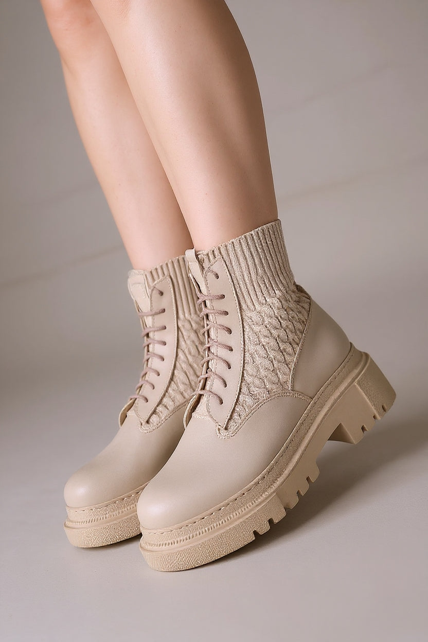 Utag Bej Kadın Bağcıklı Bot