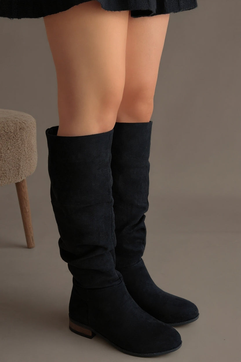 Winda Siyah Süet Körüklü Kadın Çizme