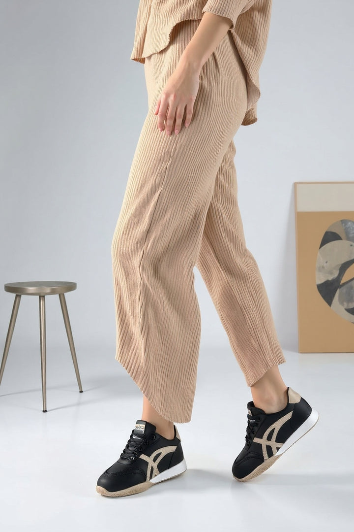 Zlay Kadın Siyah Bağcıklı Bej Desenli Spor Ayakkabı