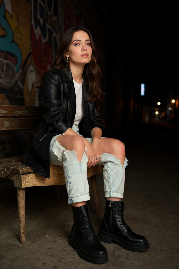 Allex Kadın Siyah Bağcıklı Topuklu Bot