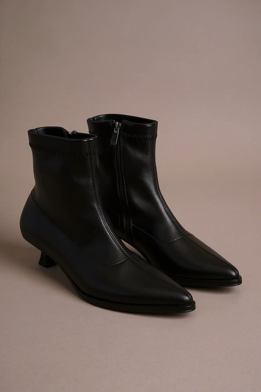 Ariana Kadın Siyah İnce Topuklu Bot
