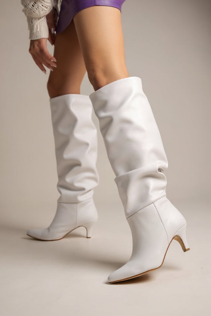 Aybin Beyaz Körüklü İnce Topuklu Kadın Çizme