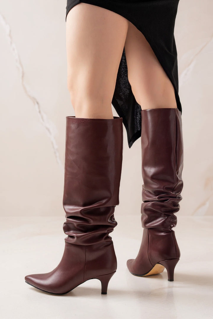 Aybin Bordo Körüklü İnce Topuklu Kadın Çizme