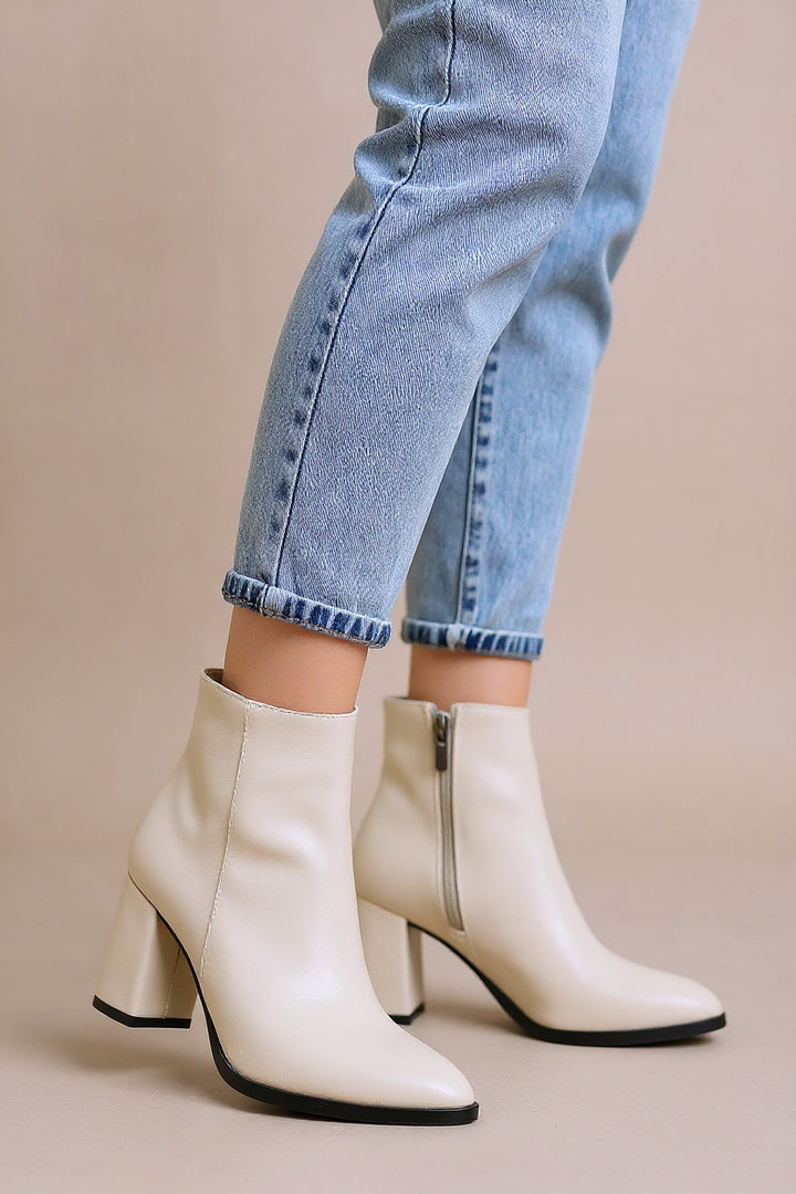 Biya Kadın Bej Kalın Topuklu Bot