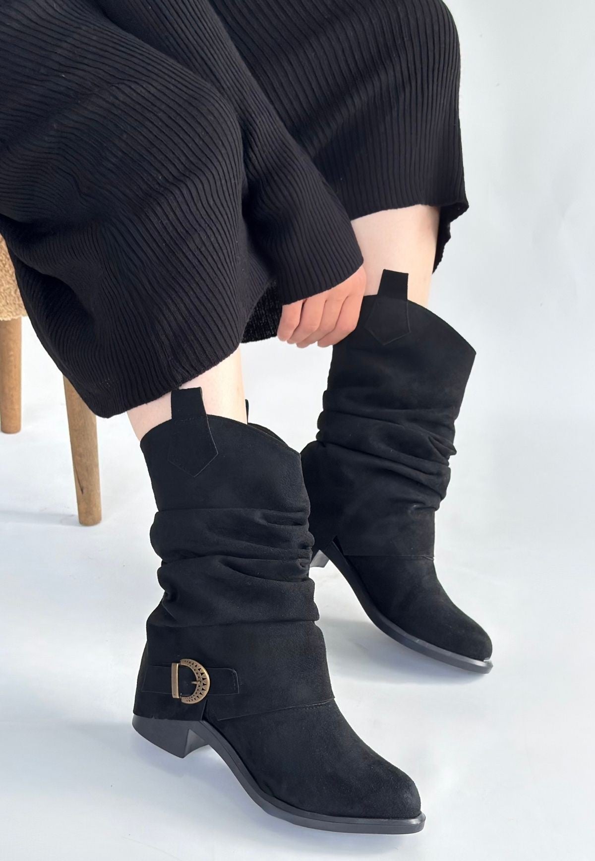 Canty Kadın Siyah Süet Körüklü Topuklu Çizme