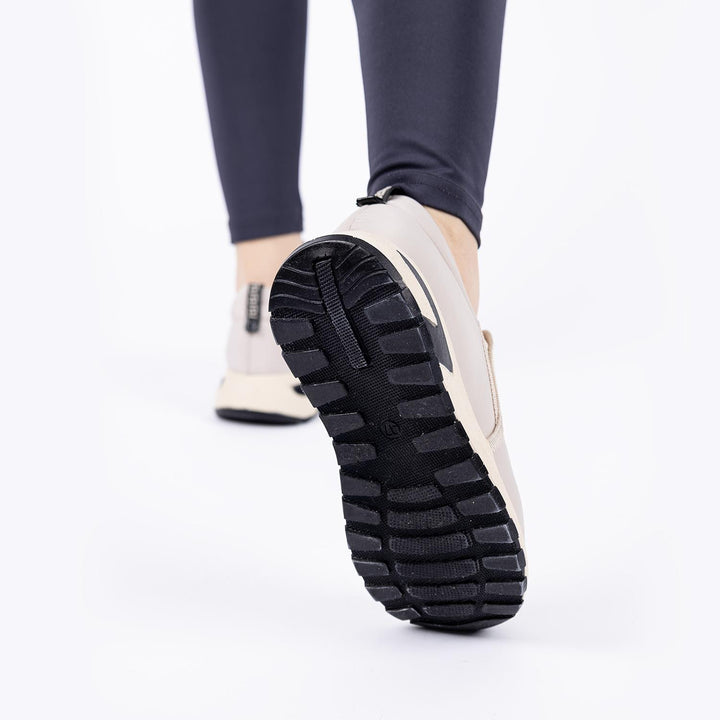Charo Kadın Paraşüt Kumaş Kalın Tabanlı Bej Spor Ayakkabı