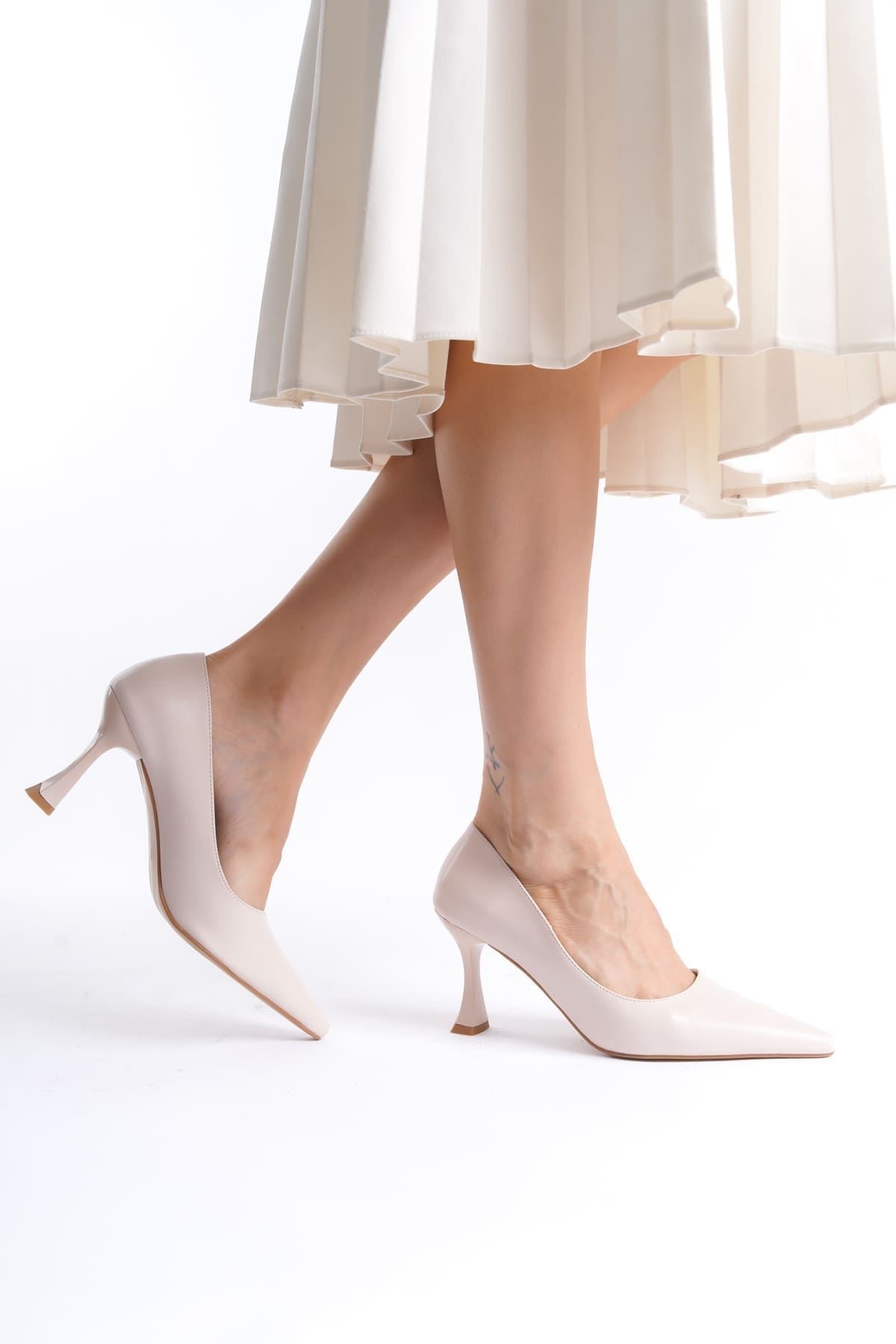 Cordelia Kadın Mat Bej Stiletto