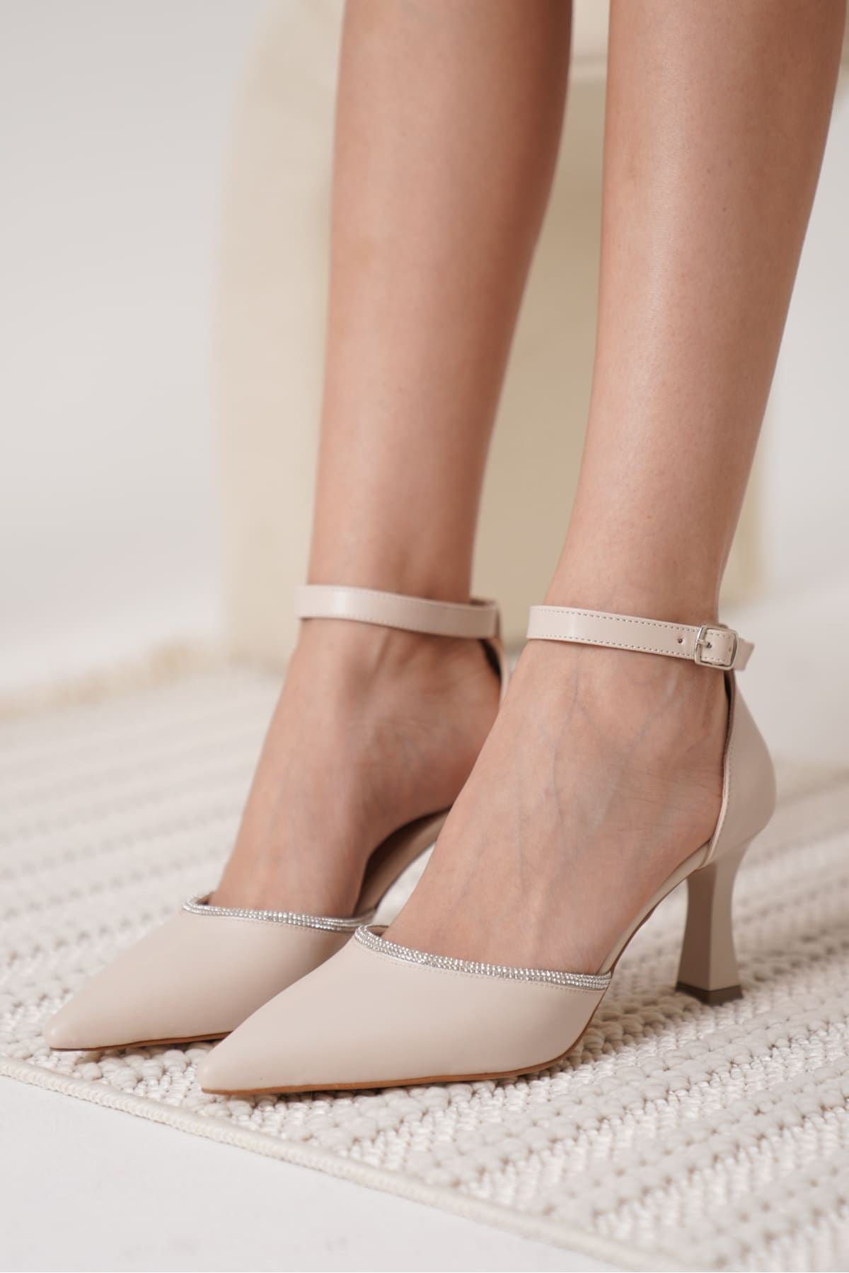 Darla Kadın Bej Taşlı Topuklu Ayakkabı