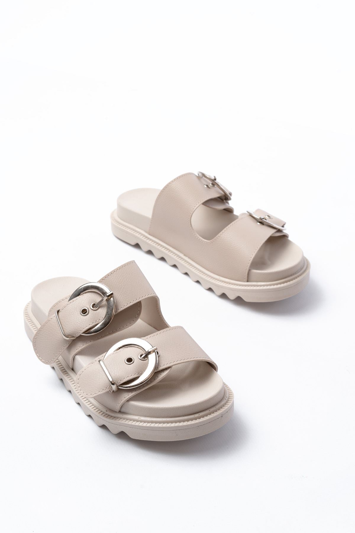 Nisve Kadın Bej Çift Tokalı Terlik