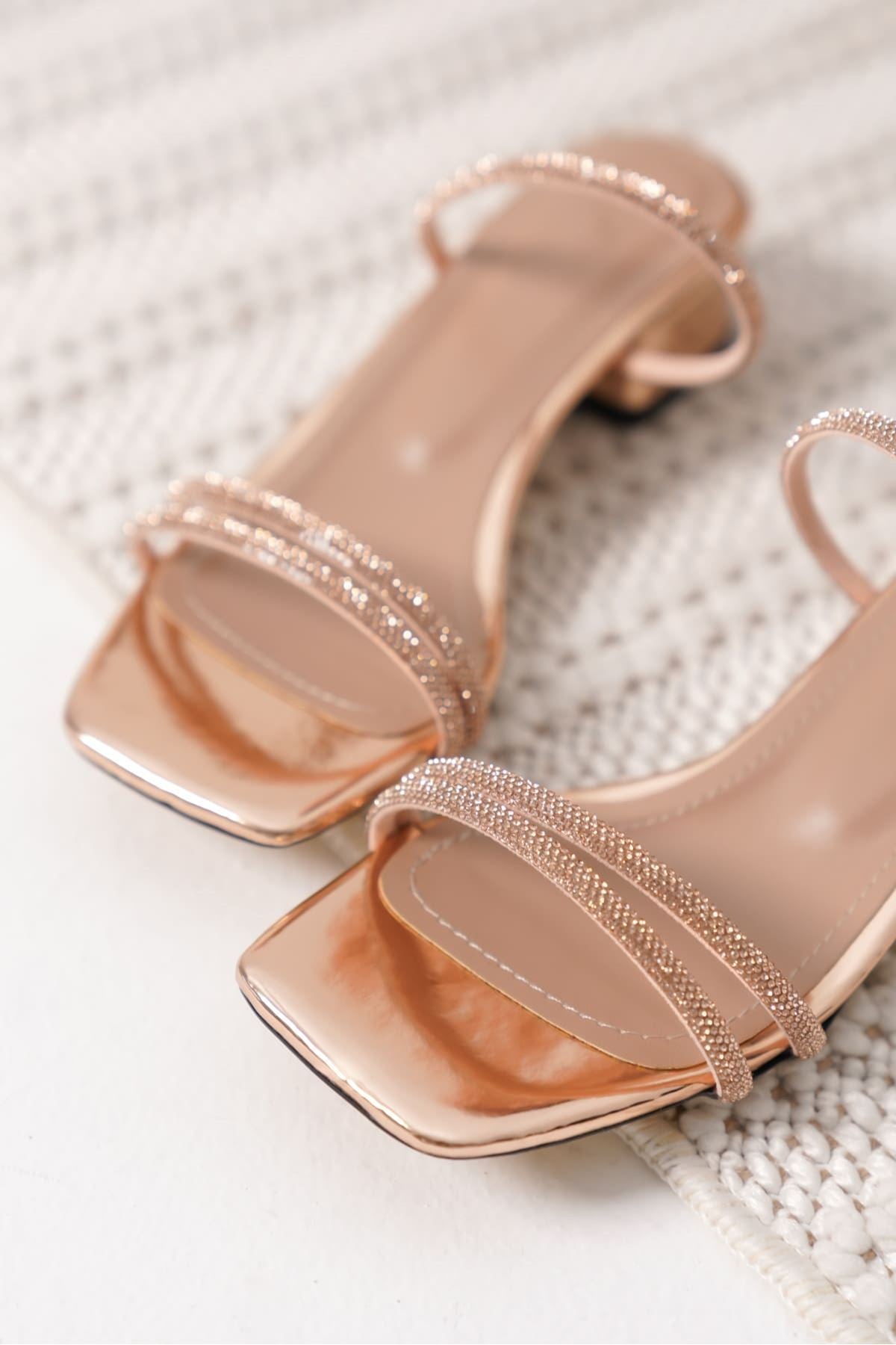 Emma Kadın Rose Gold Taş Detaylı Kalın Topuklu Terlik