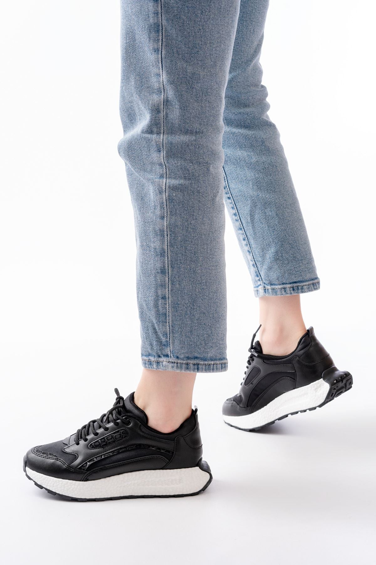 Fensony Kadın Siyah Saten Spor Ayakkabı