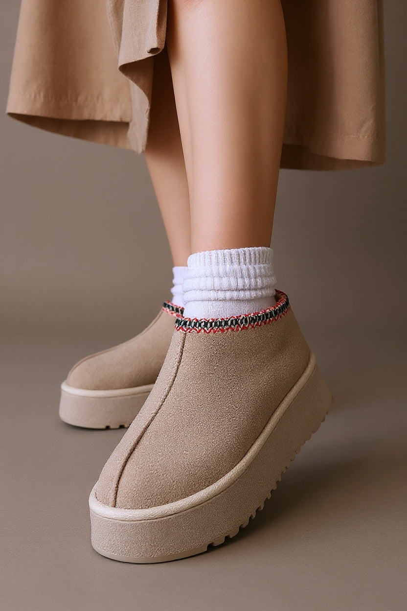 Foyk Kadın Bej İçi Kürklü Süet Bot