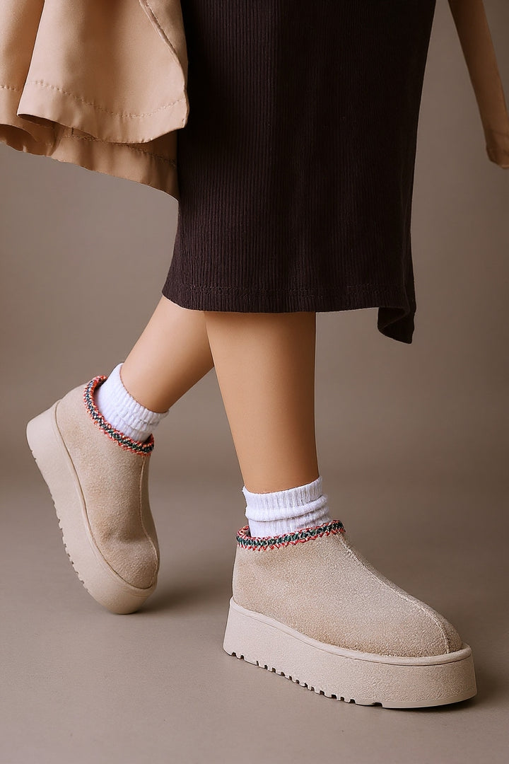 Foyk Kadın Bej İçi Kürklü Süet Bot