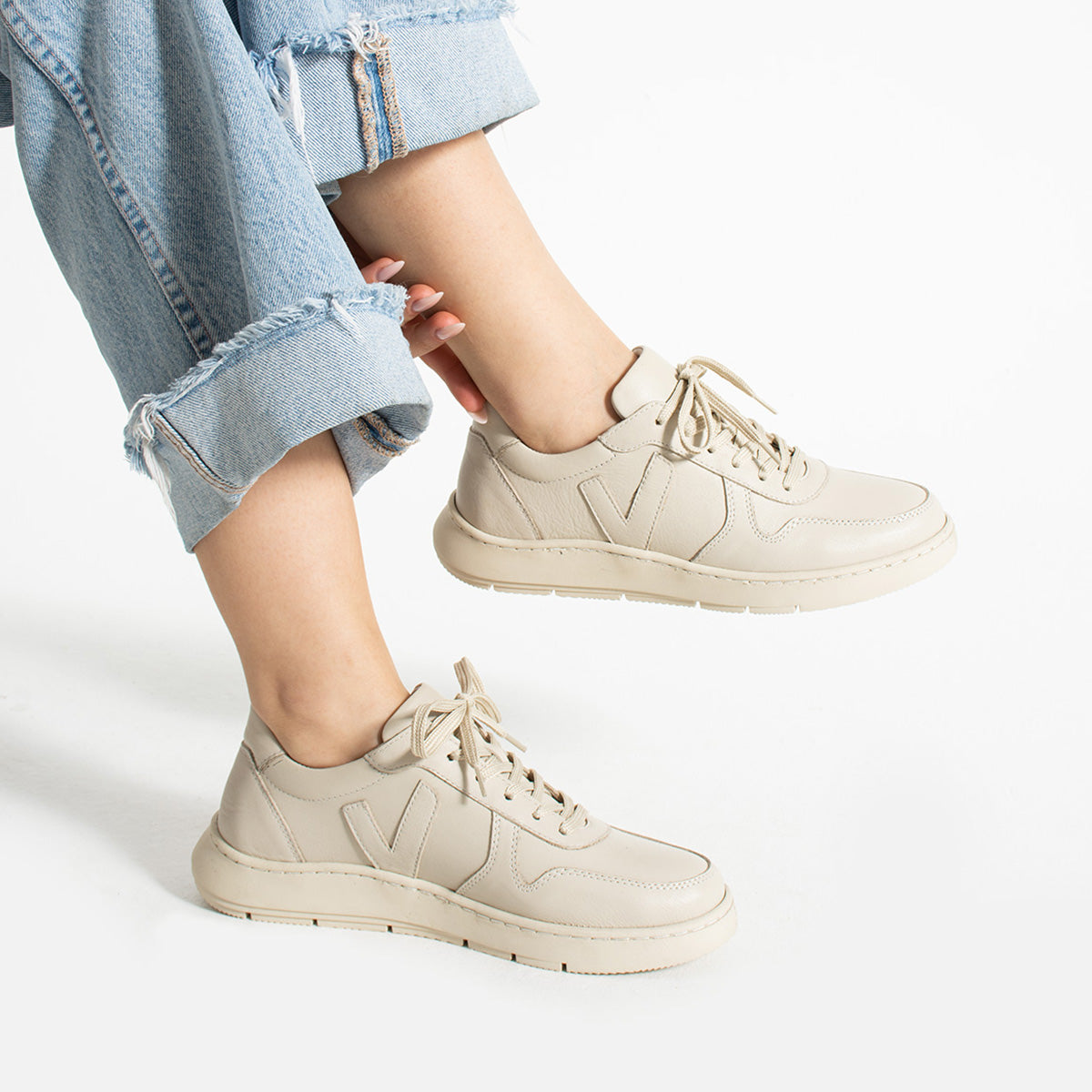 Ganer Kadın Hakiki Deri Bej Spor Ayakkabı