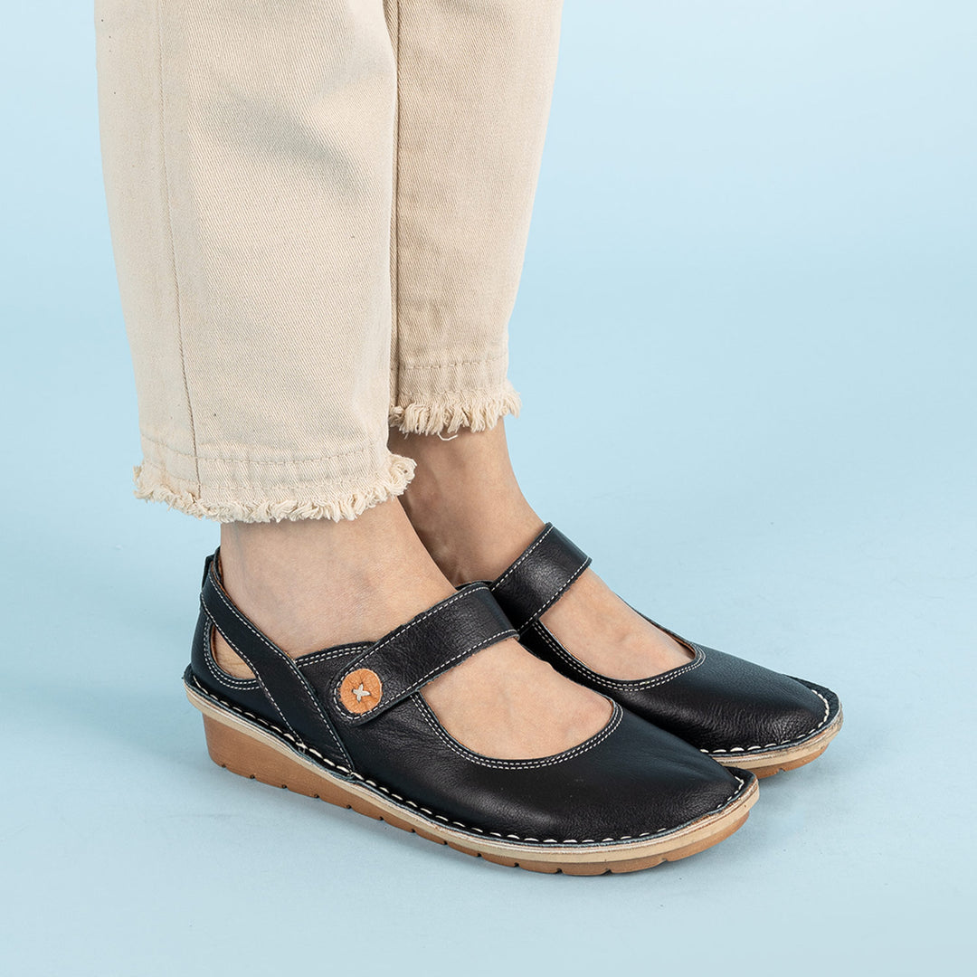 Gila Kadın Hakiki Deri Siyah Günlük Ayakkabı