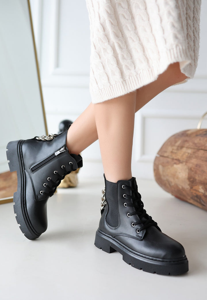 Harte Kadın Siyah Bağcıklı Bot