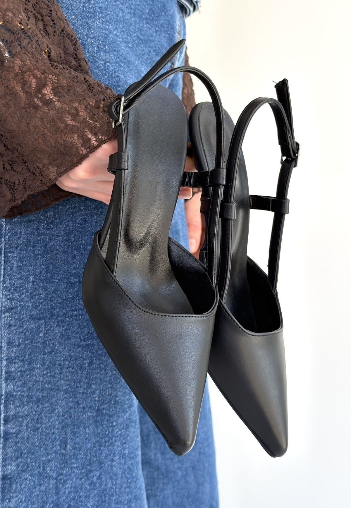 Hoost Kadın Siyah Sivri Burunlu Topuklu Ayakkabı