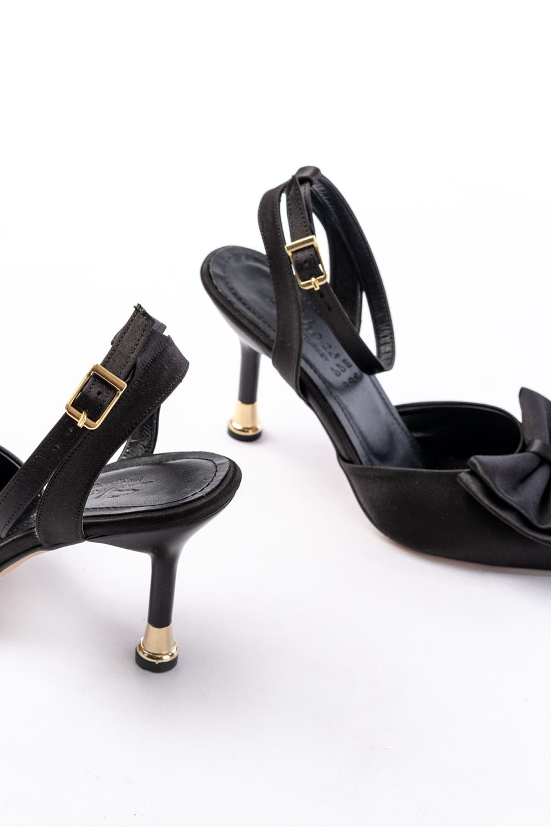 Purlene Siyah Saten Kurdele Detaylı İnce Kadın Topuklu Ayakkabı