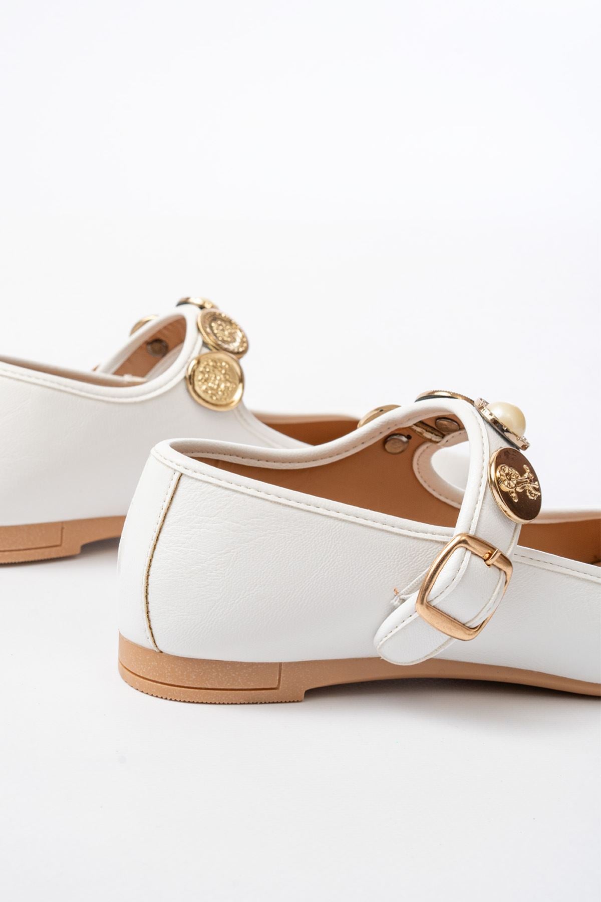 Gleras Beyaz Baret Tokalı Günlük Babet Ayakkabı