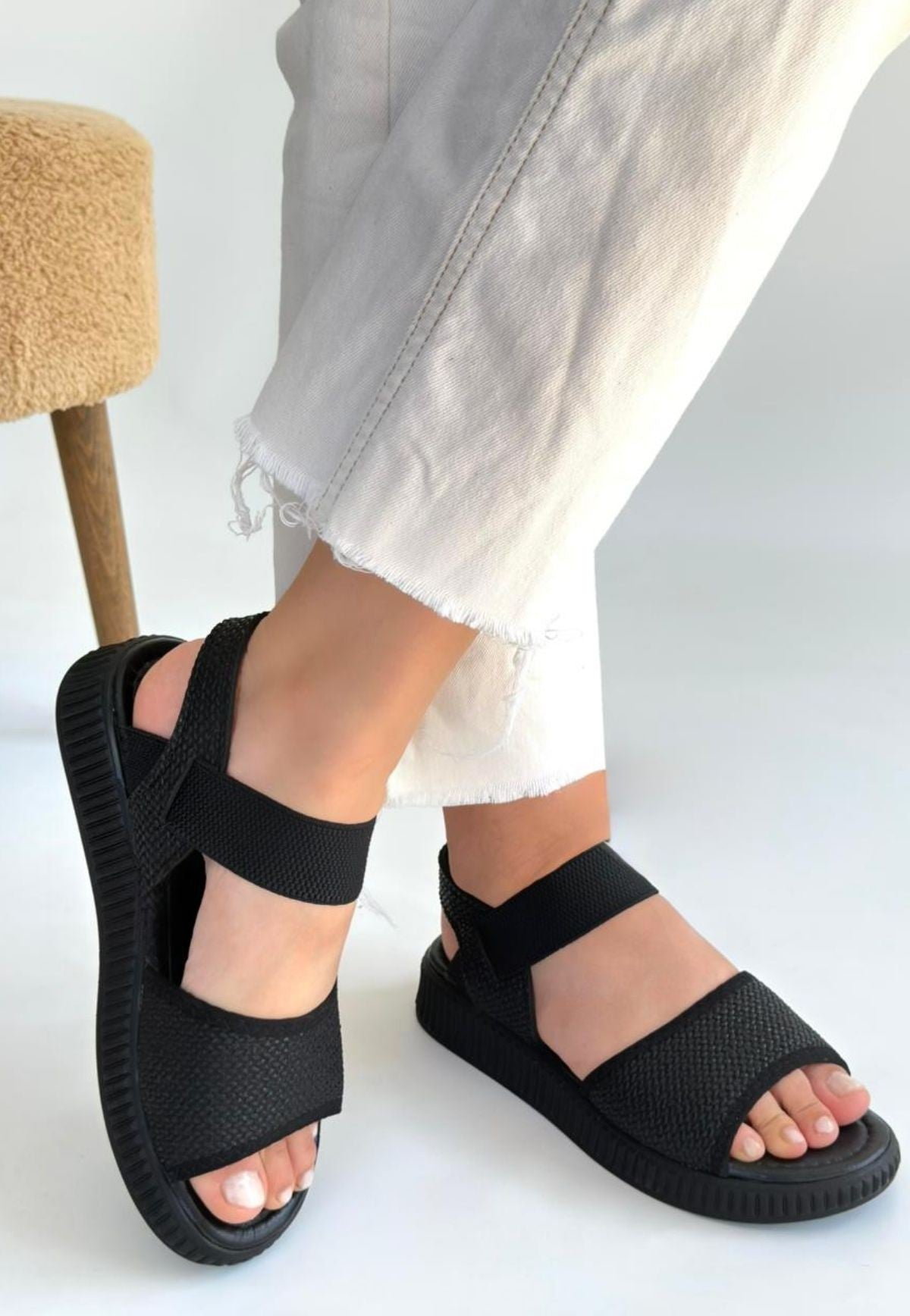 Jake Kadın Siyah Hasır Sandalet