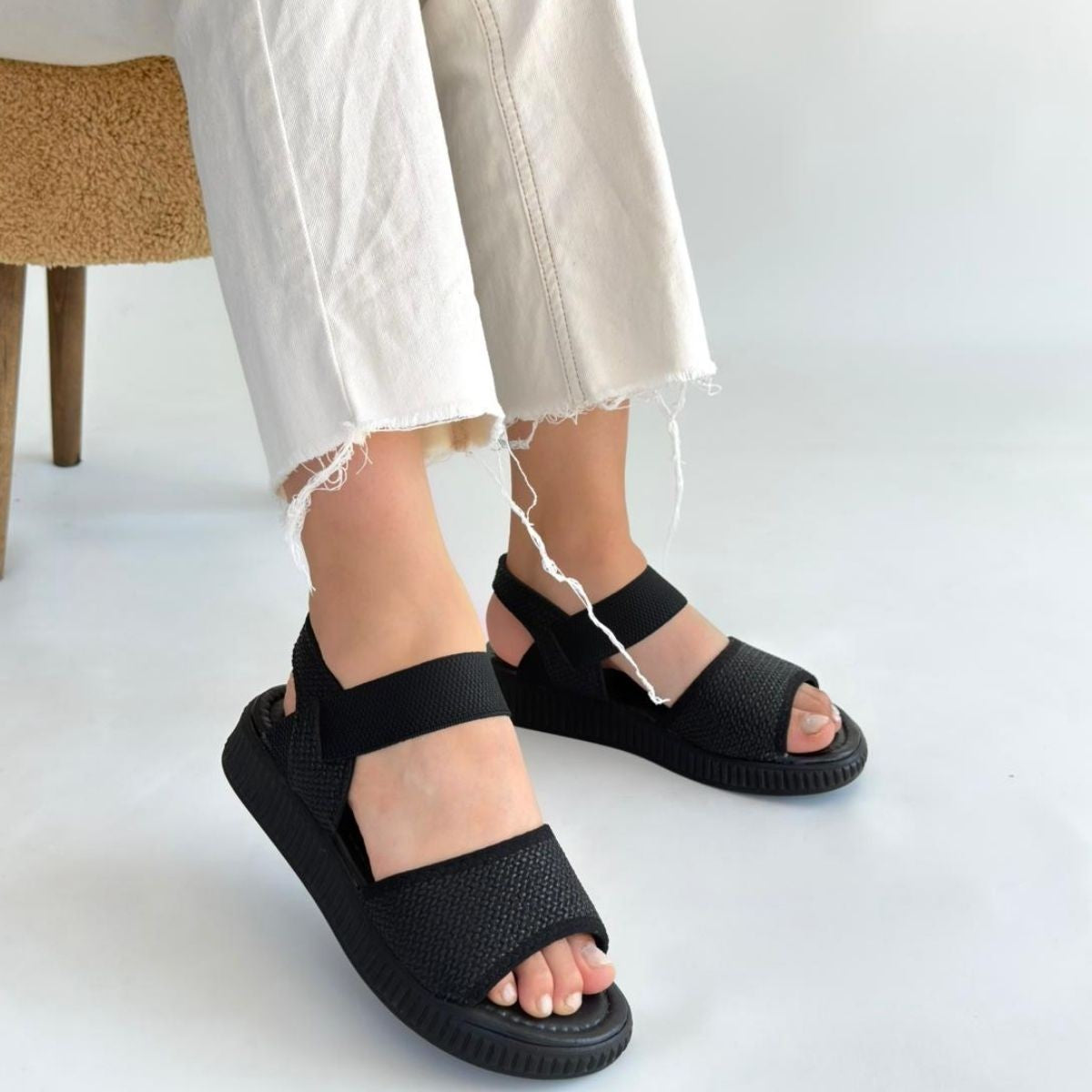 Jake Kadın Siyah Hasır Sandalet