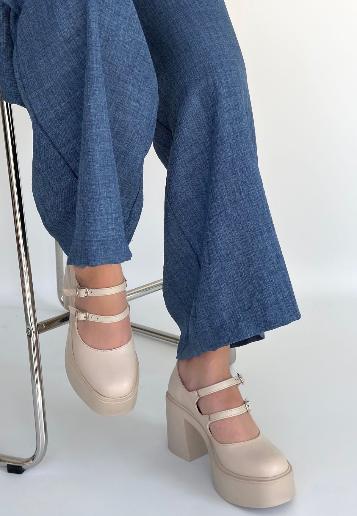 Jarlo Kadın Bej Dolgu Topuk Babet Ayakkabı