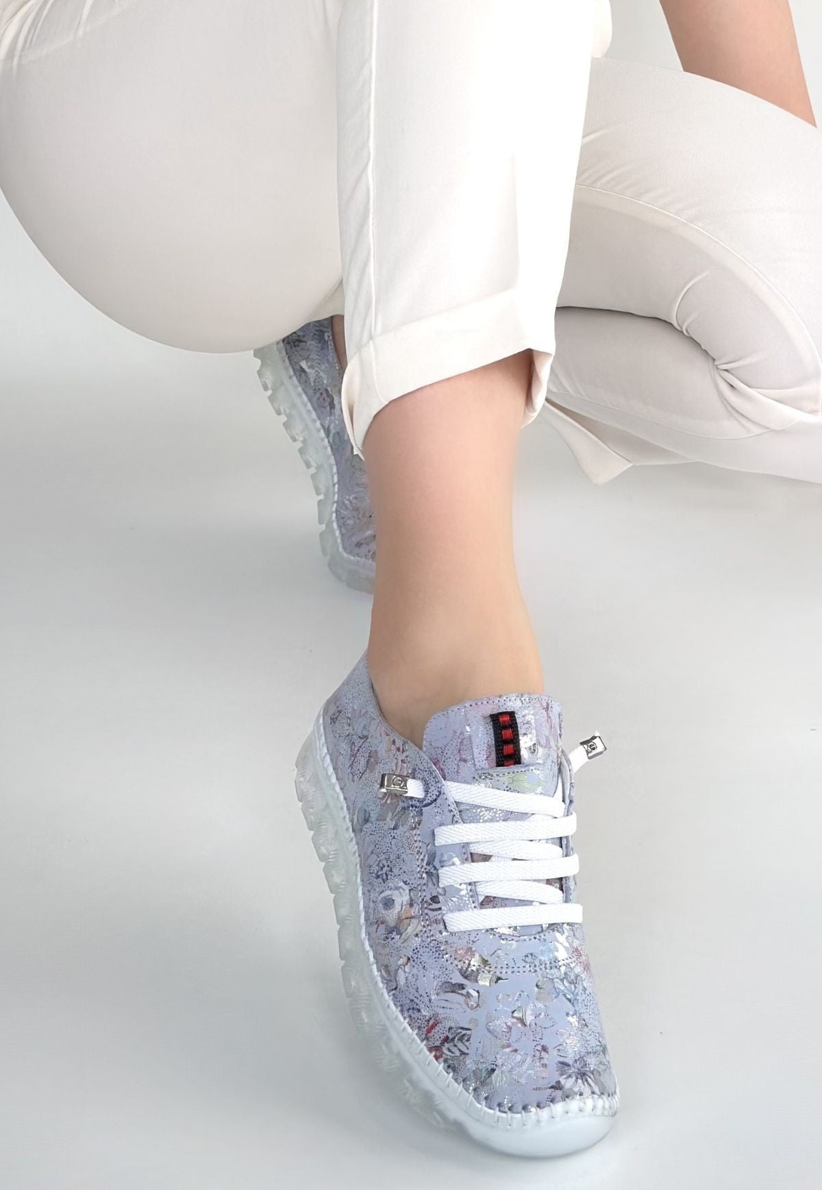 Jiten Kadın Lila Desenli Hakiki Deri Bağcıklı Spor Ayakkabı