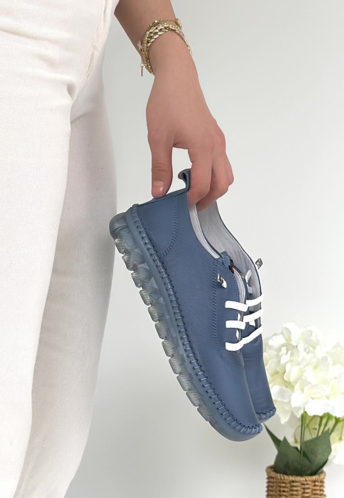 Jiten Kadın Mavi Hakiki Deri Bağcıklı Spor Ayakkabı