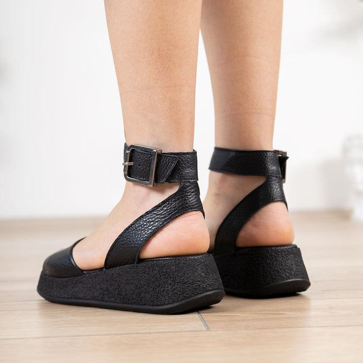 Joys Hakiki Deri Siyah Kadın Sandalet