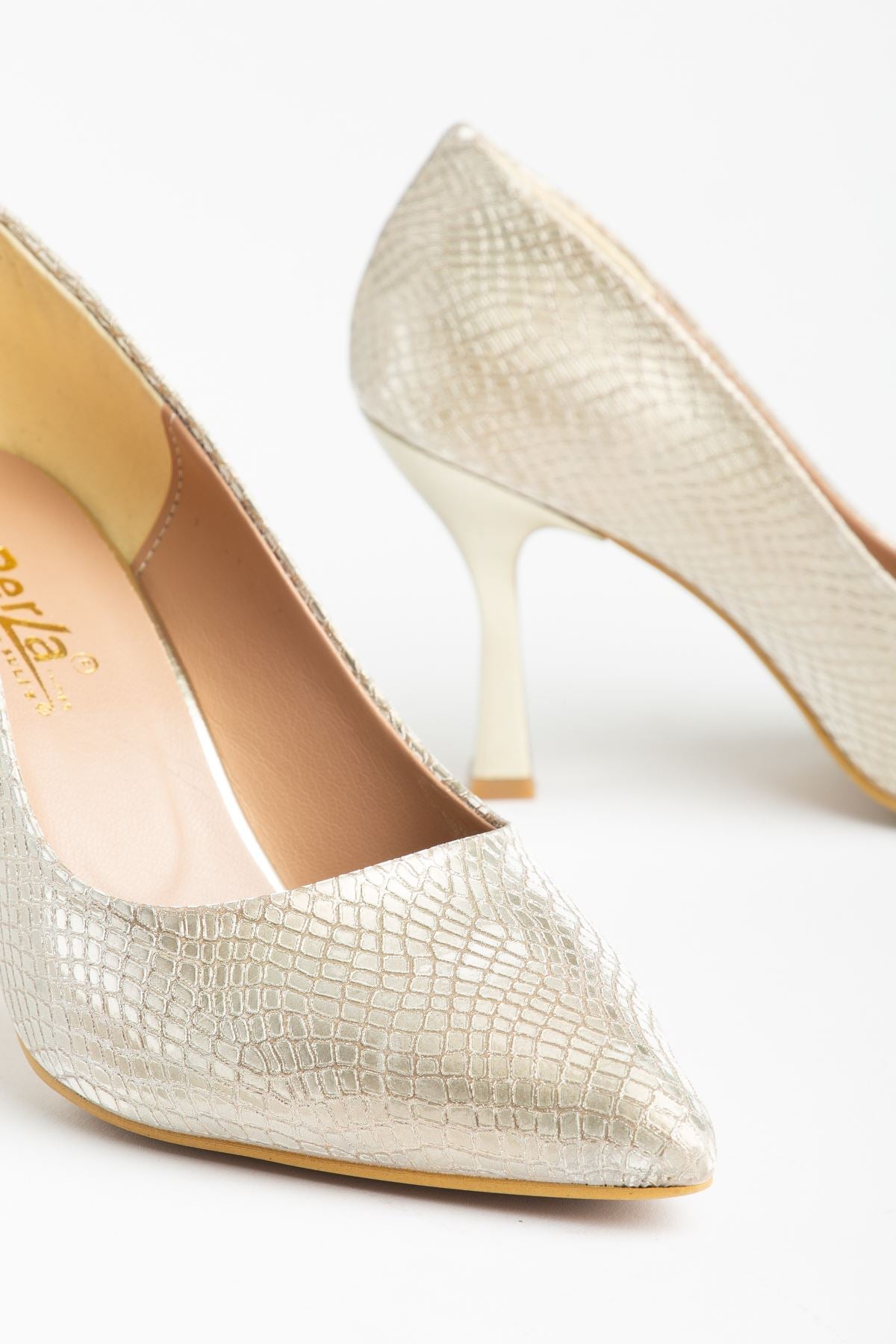Aseng Gold Pul Desenli Kadın Topuklu Stiletto Ayakkabı