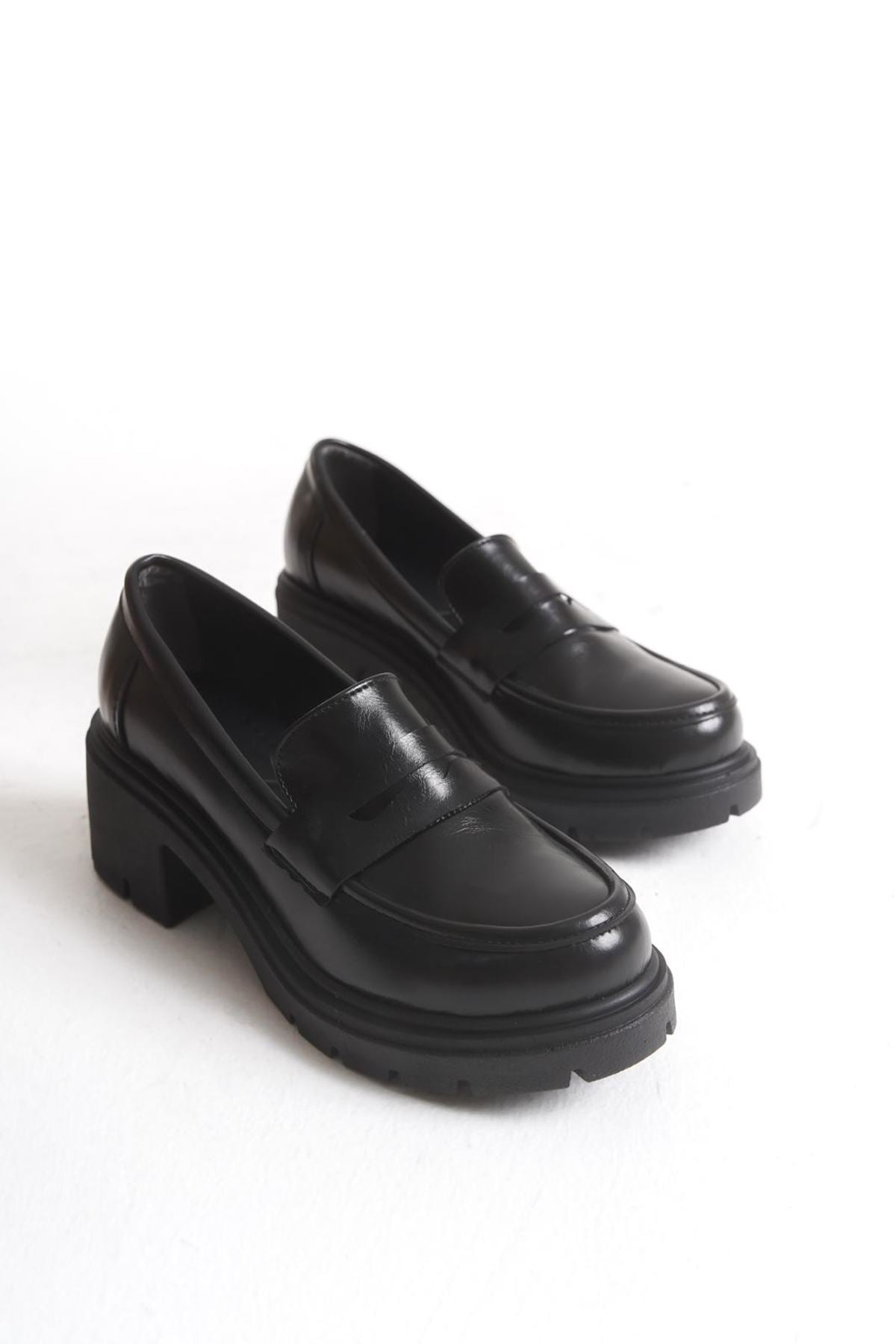 Bannes Siyah Kırışık Rugan Yüksek Tabanlı Loafer Ayakkabı