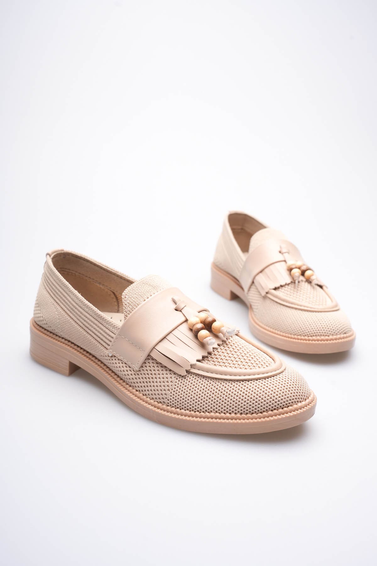 Monvia Kadın Siyah Boncuk Püsküllü Loafer Ayakkabı