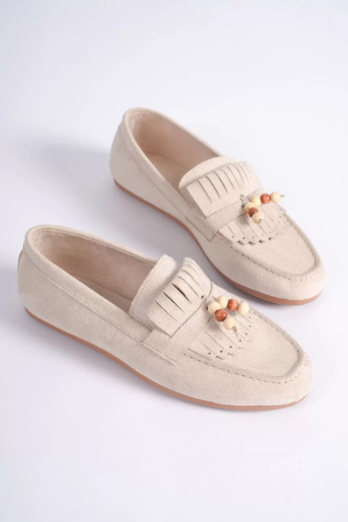 Lunira Kadın Bej Süet Boncuk Detaylı Loafer Ayakkabı