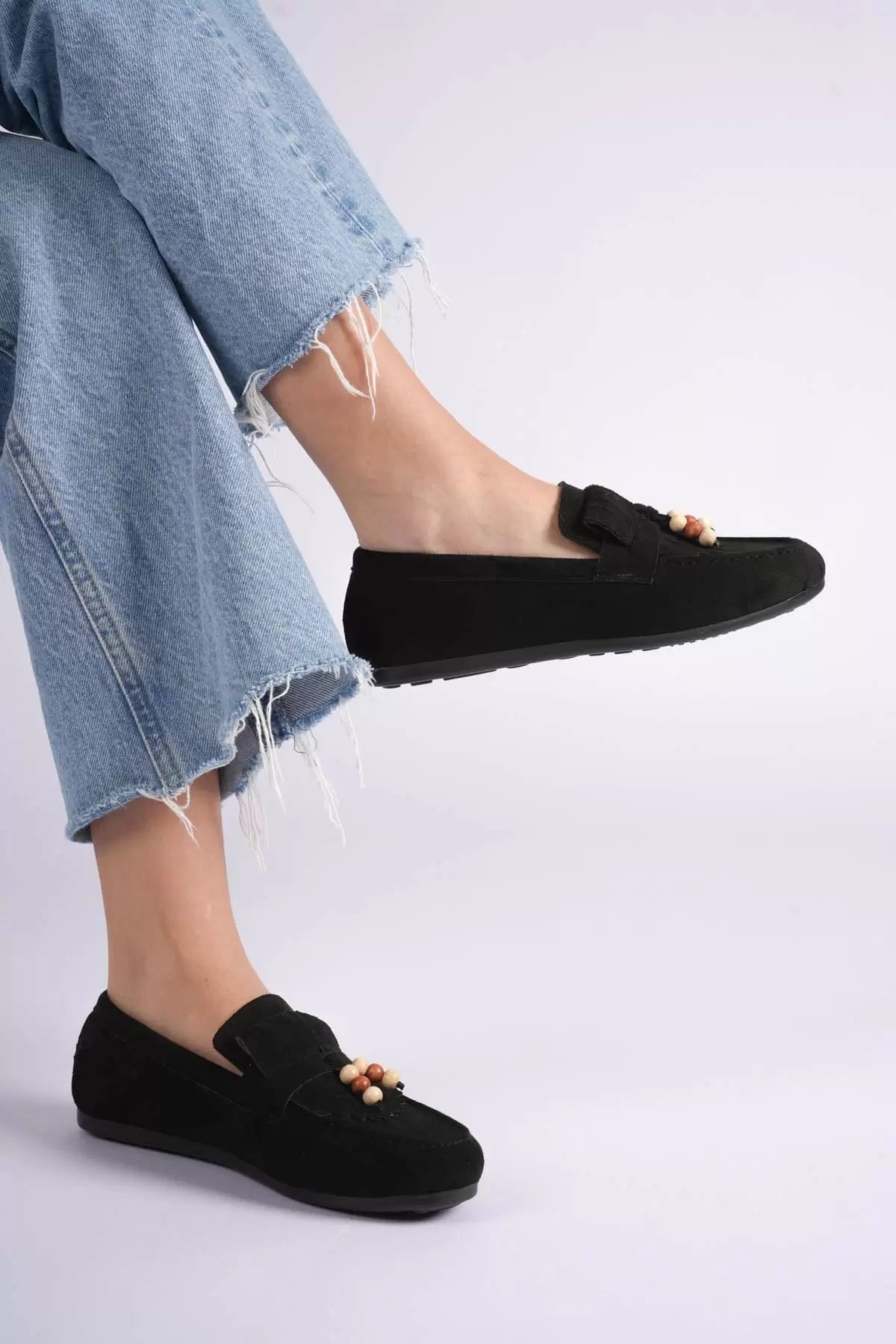 Lunira Kadın Siyah Süet Boncuk Detaylı Loafer Ayakkabı