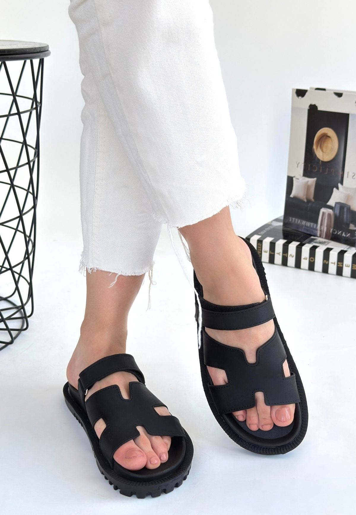 Kooni Kadın Siyah Nubuk Terlik