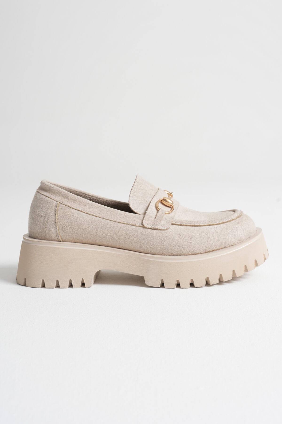 Lara Toka Detaylı Bej Süet Loafer Ayakkabı