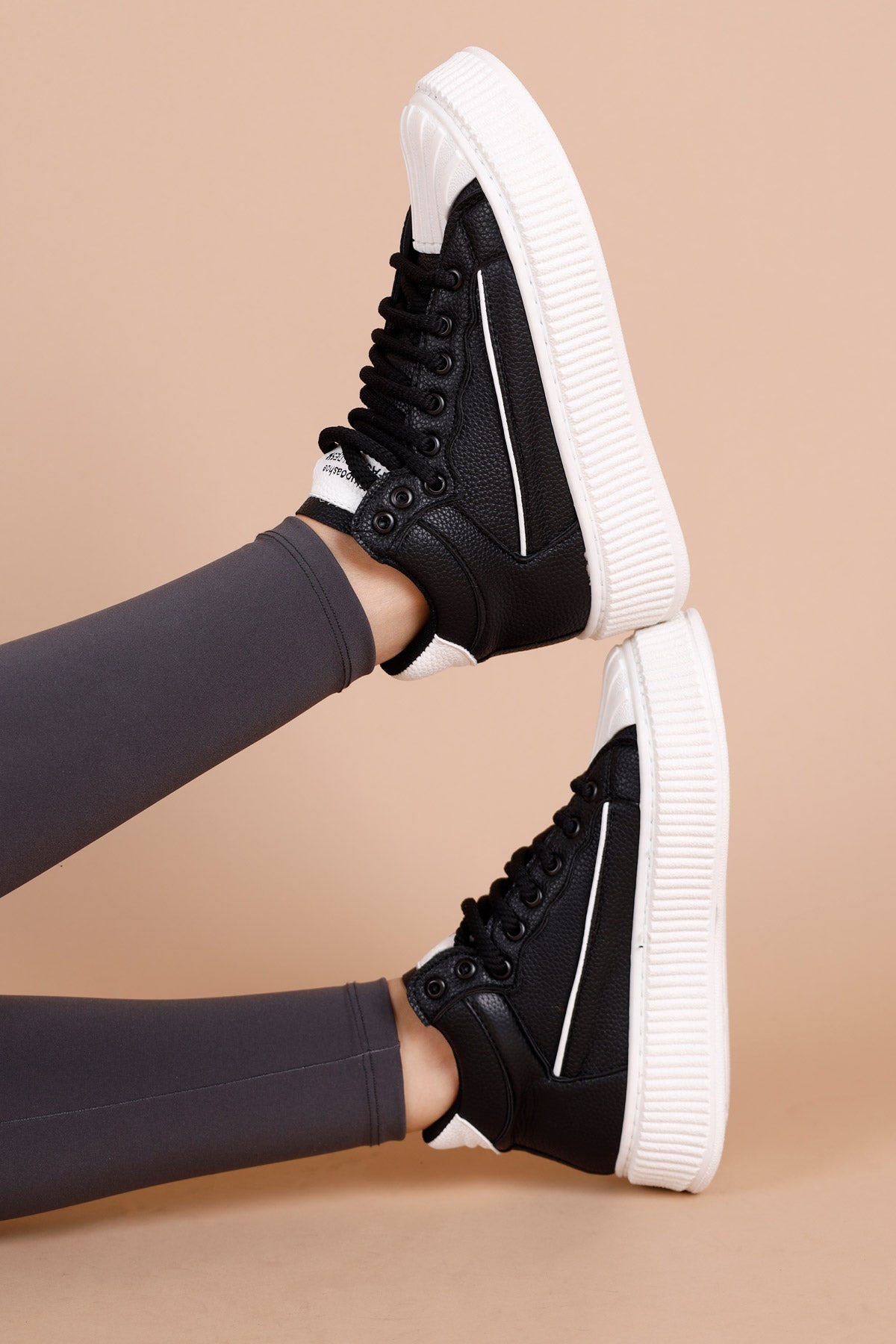 Latona Kadın Siyah Beyaz Kadın Spor Ayakkabı