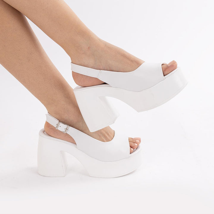 Lemar Kadın Kalın Beyaz Topuklu Sandalet