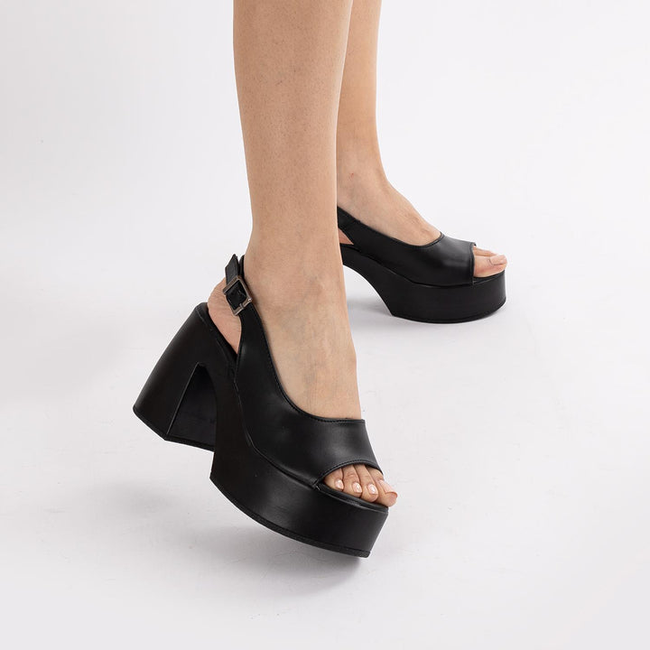 Lemar Kadın Kalın Siyah Topuklu Sandalet