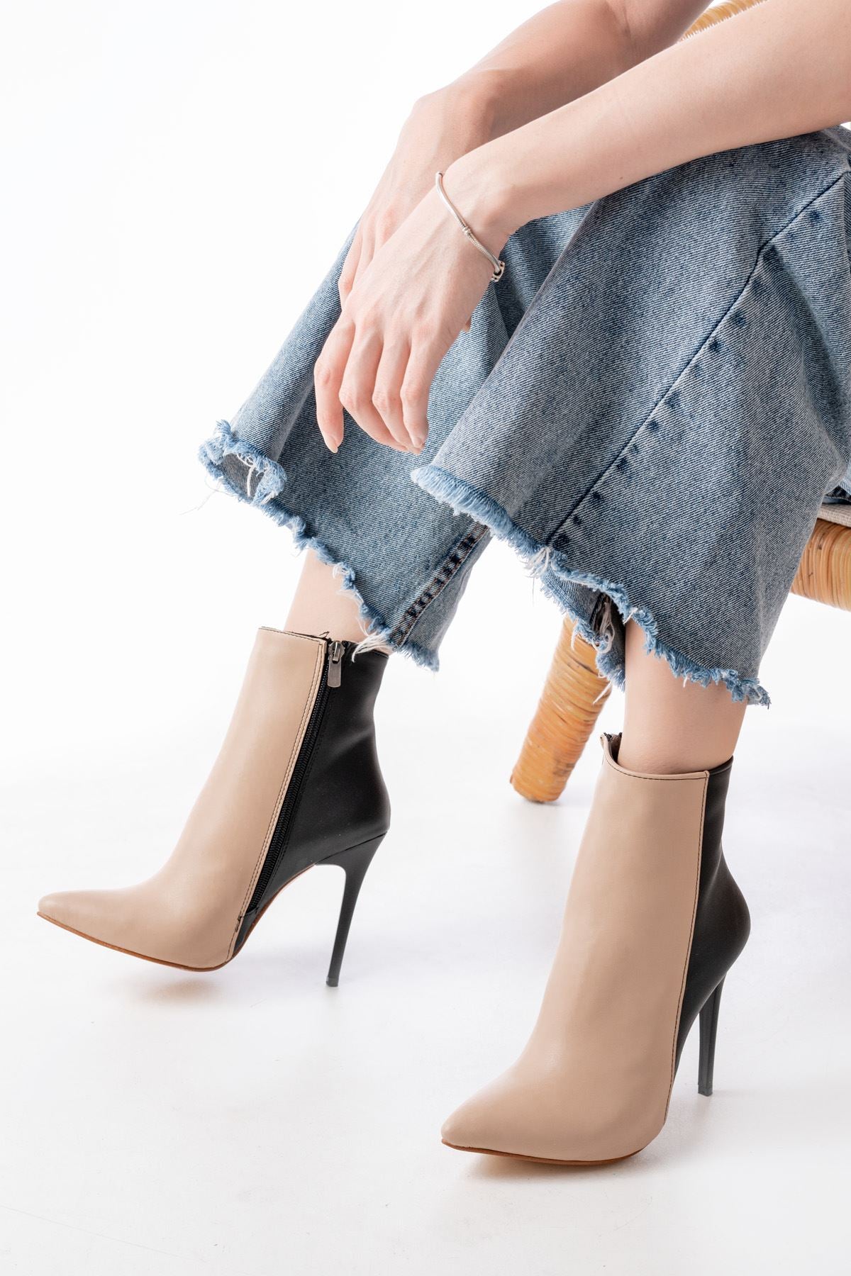 Serfin Nut Yüksek İnce Topuklu Fermuarlı Kadın Bot