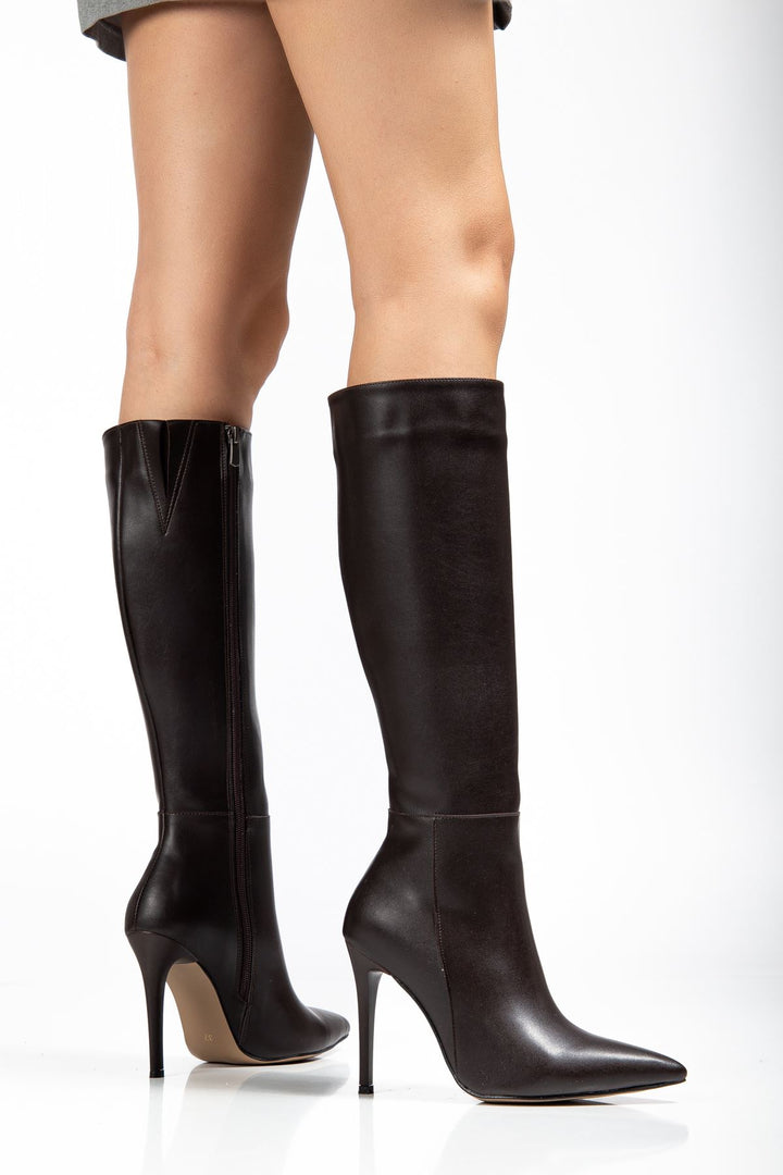 Diayen Kahve Fermuarlı Lastikli İnce Yüksek Topuklu Kadın Çizme