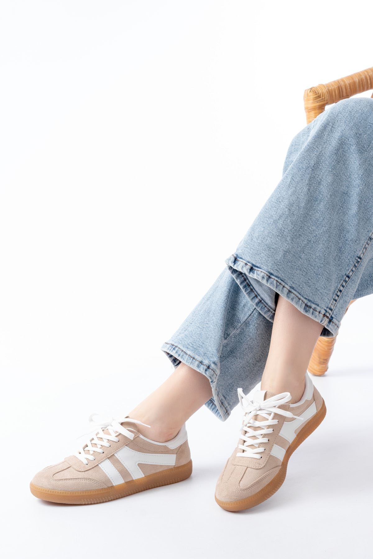 Pangma Kadın Bej Süet Bağcıklı Spor Ayakkabı