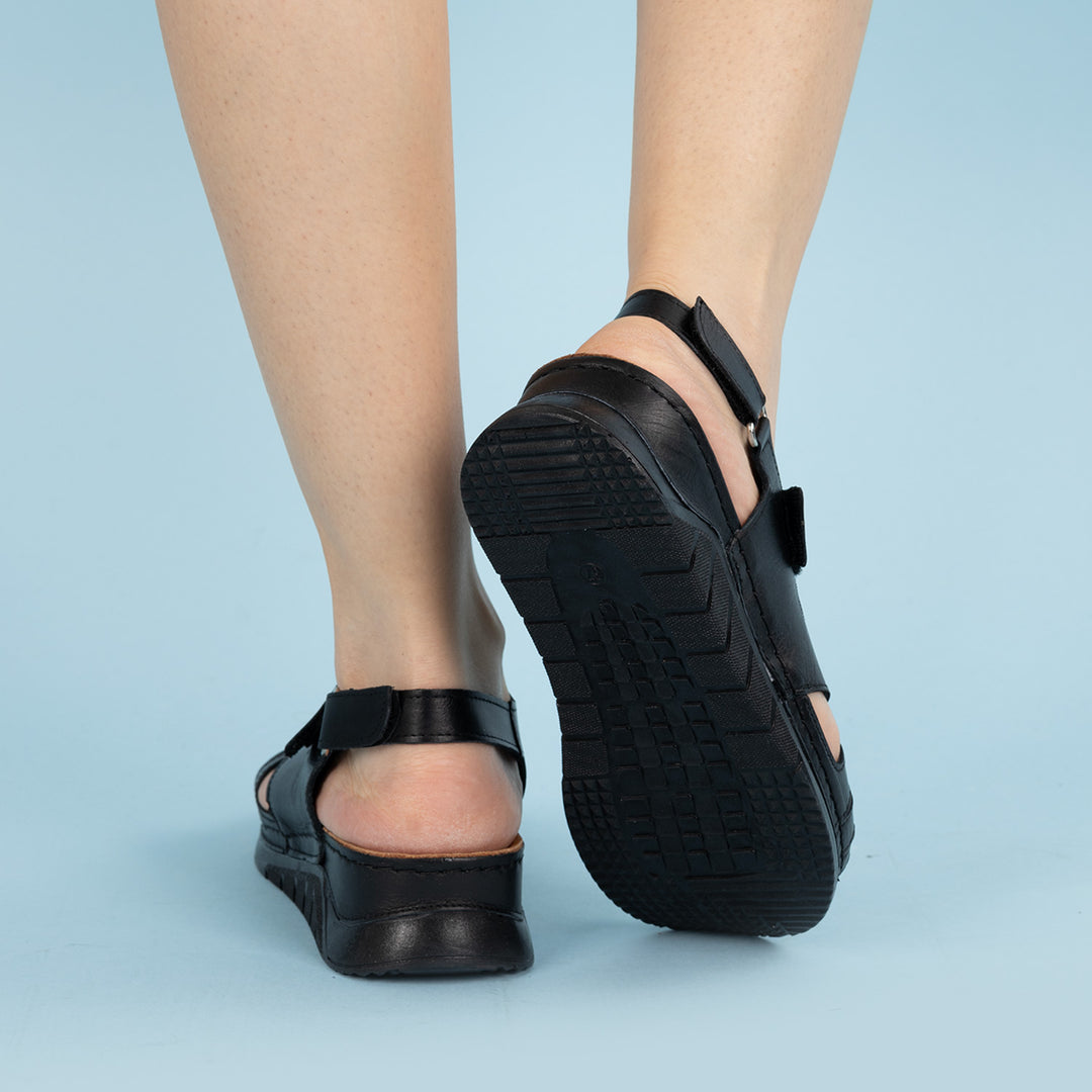Maritz Kadın Hakiki Deri Cırt Cırtlı Siyah Sandalet