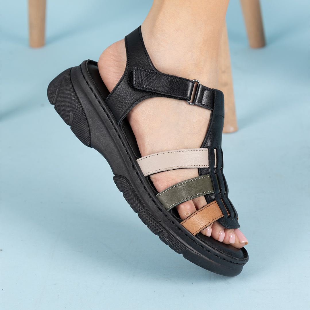 Merlin Kadın Hakiki Deri Siyah Renkli Sandalet
