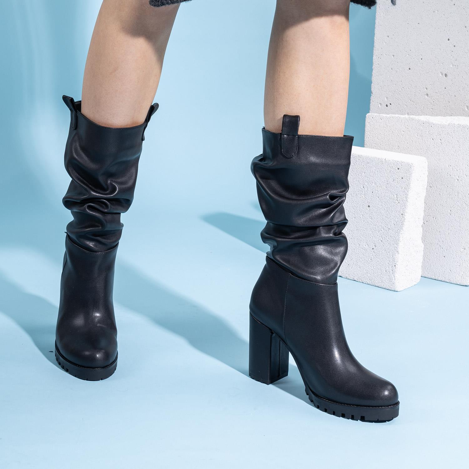 Miley Kadın Kalın Topuklu Siyah Çizme