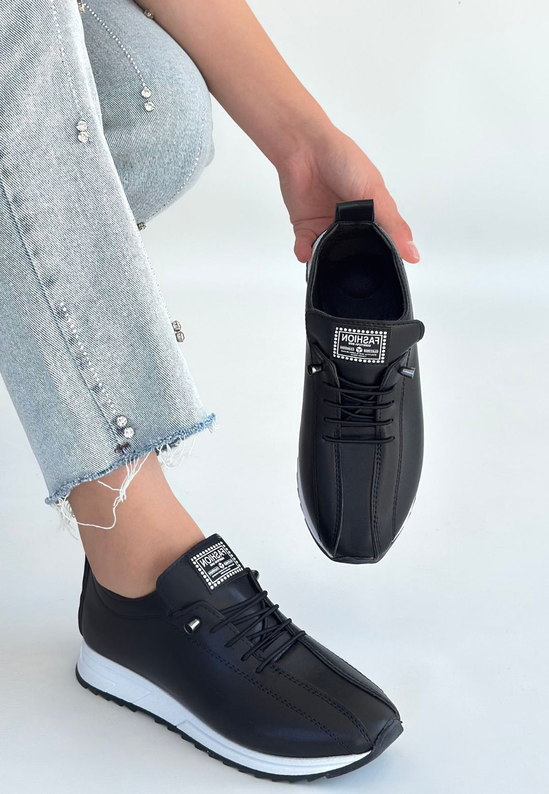 Monya Kadın Siyah Bağcıklı Spor Ayakkabı