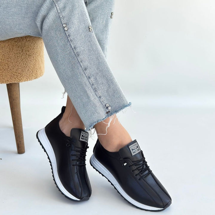 Monya Kadın Siyah Bağcıklı Spor Ayakkabı