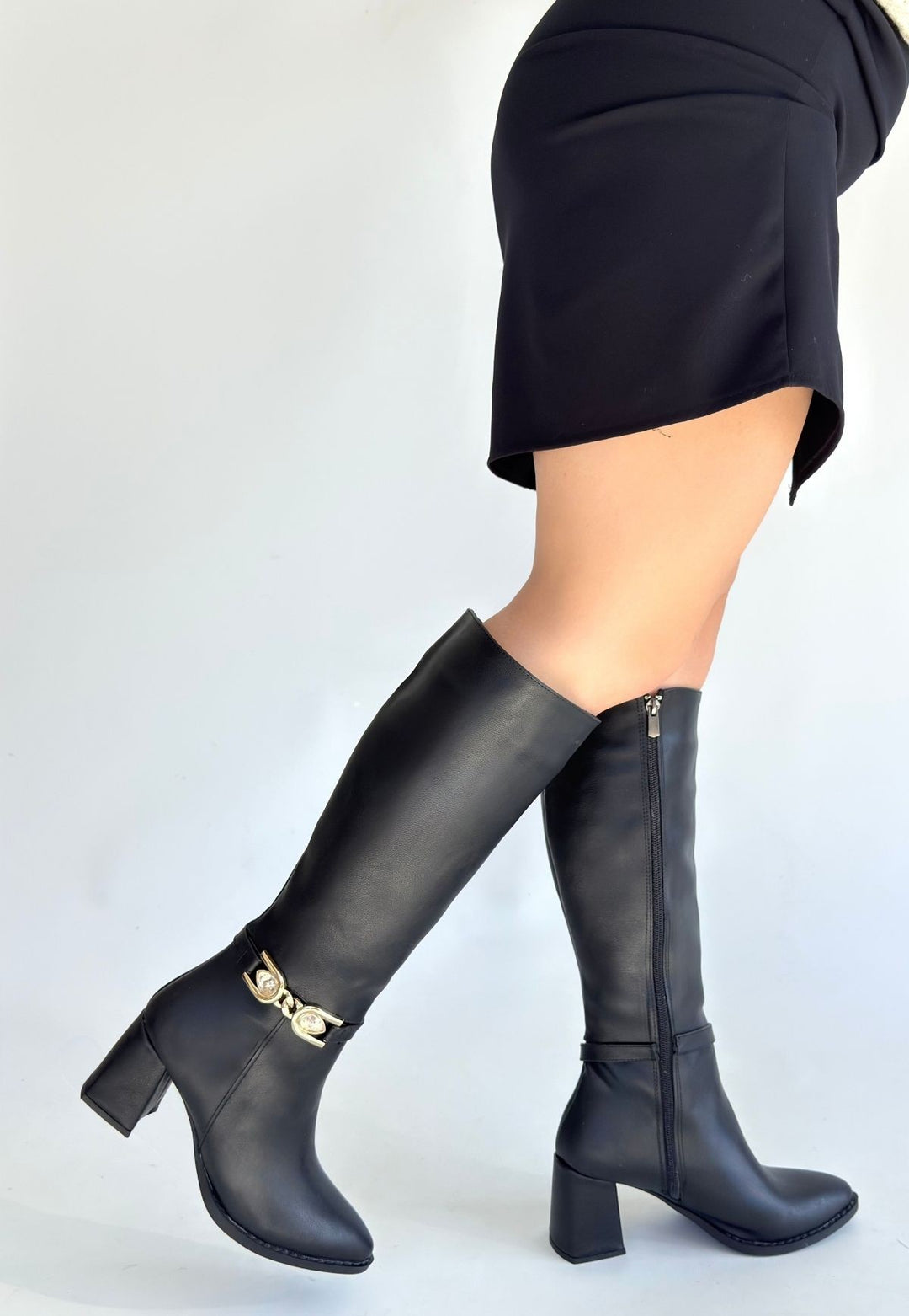 Mooni Kadın Siyah Tokalı Topuklu Çizme