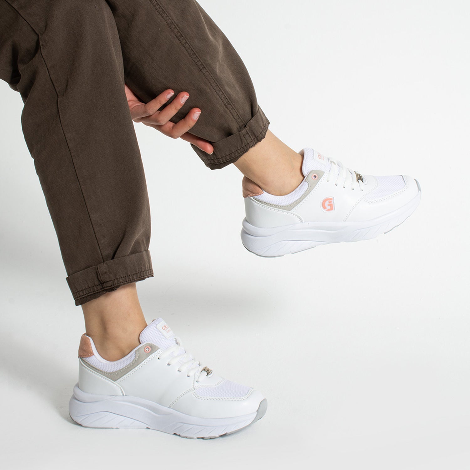 Nesra Kadın Günlük Beyaz Pudra Spor Ayakkabı