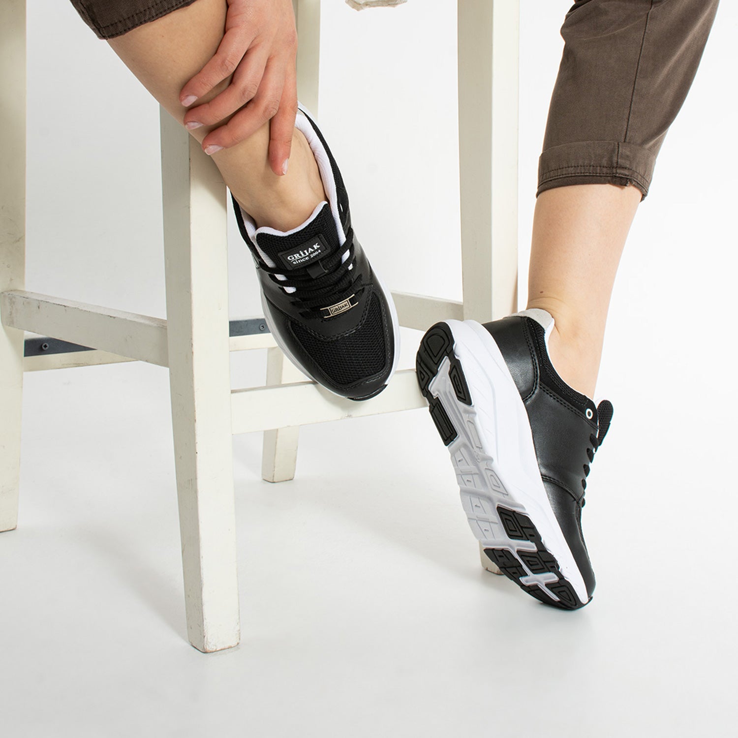 Nesra Kadın Günlük Siyah Beyaz Spor Ayakkabı